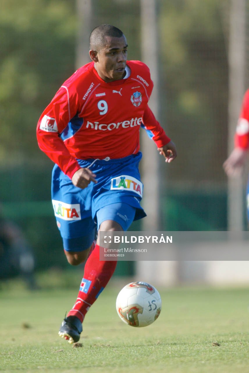 Alvaro Santos