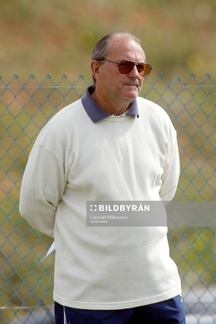 Terry Cooper, agent