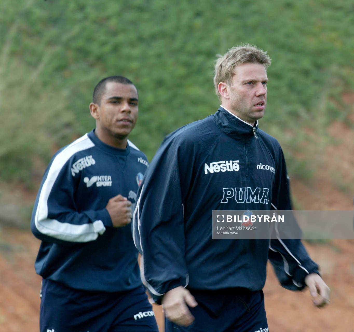 Hans Eklund, bakom Alvaro Santos