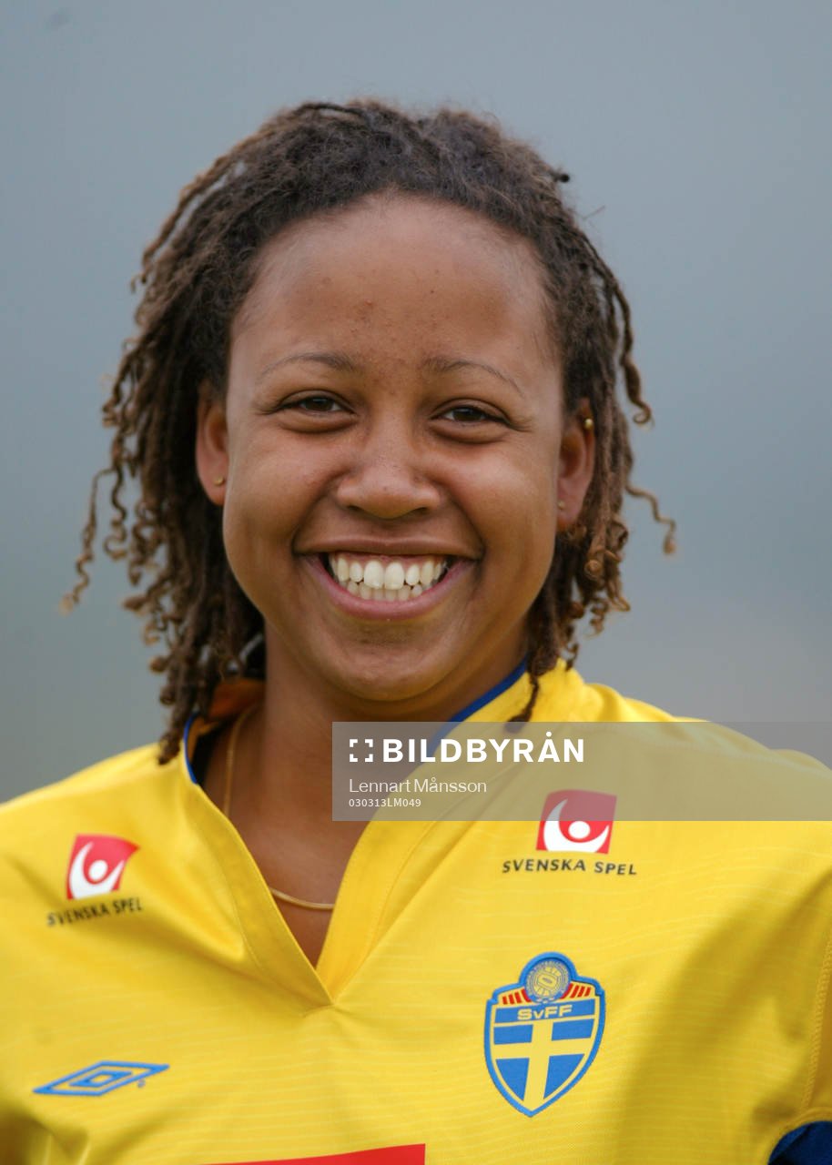 Yolanda Odenyo, Sverige