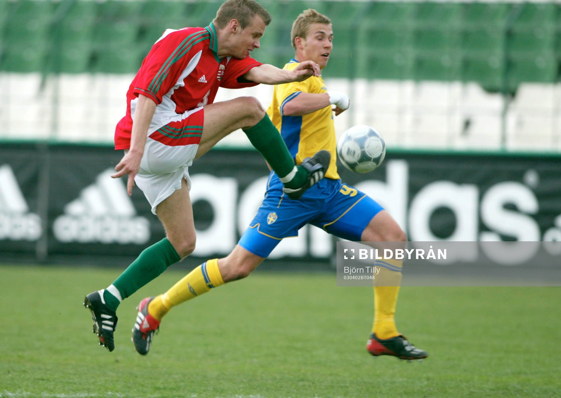 Jon Lundblad, Sverige