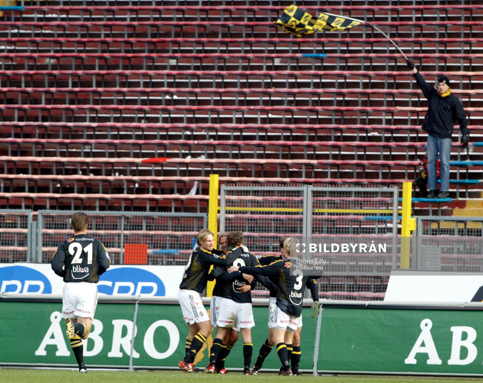 Daniel Hoch, AIK gratuleras