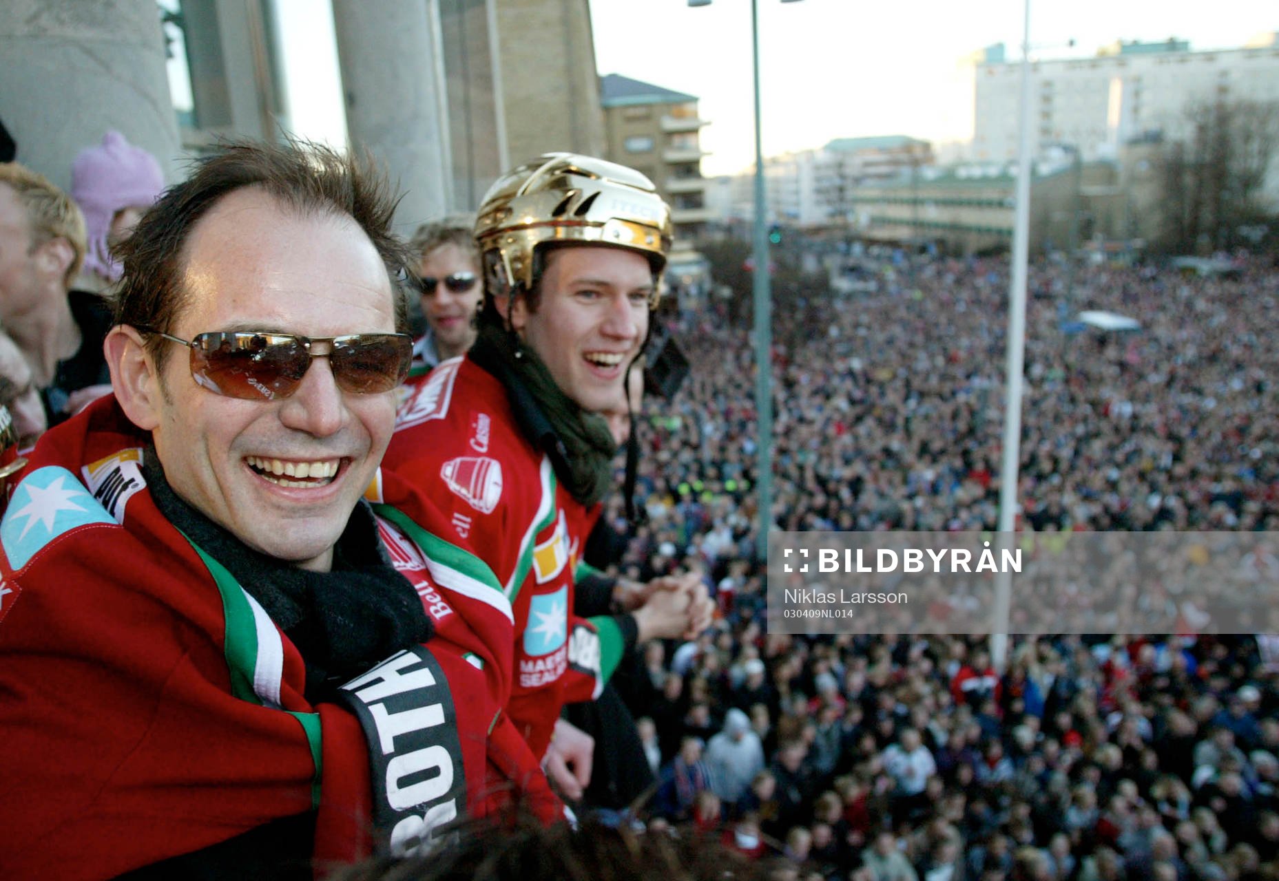 Ishockey, Elitserien, Frölunda svenska mästare! De firas