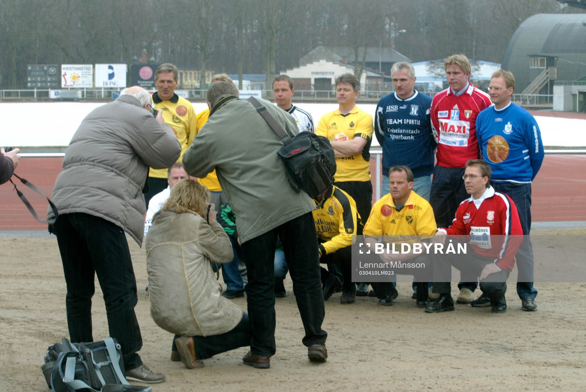 Fotboll, Supertvåan, presskonferens