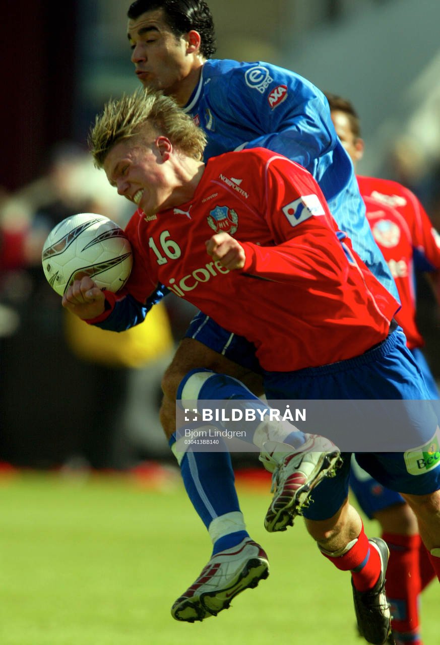 Christian Järdler i tuff duell med Dani Hamzo , Öster