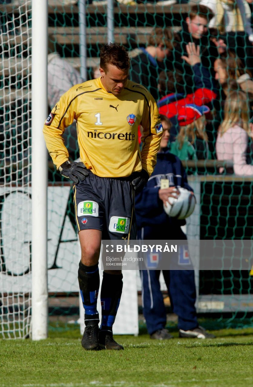 Fredrik Larsson,målvakt,  depp