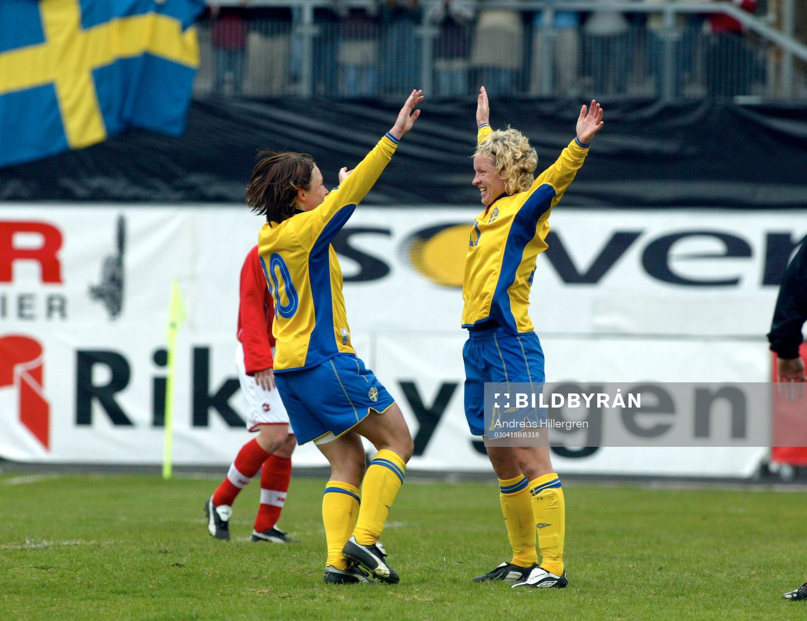 Victoria Svensson och Hanna Ljungberg, jubel