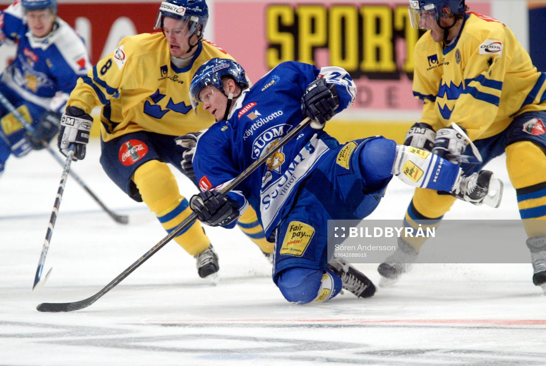 Jukka Hentunen, Finland och Niklas Kronwall och Daniel