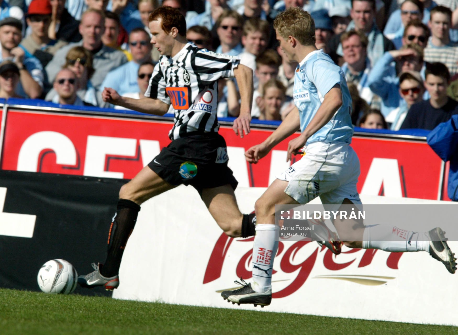 Alexander Farnerud tar det långa benet före