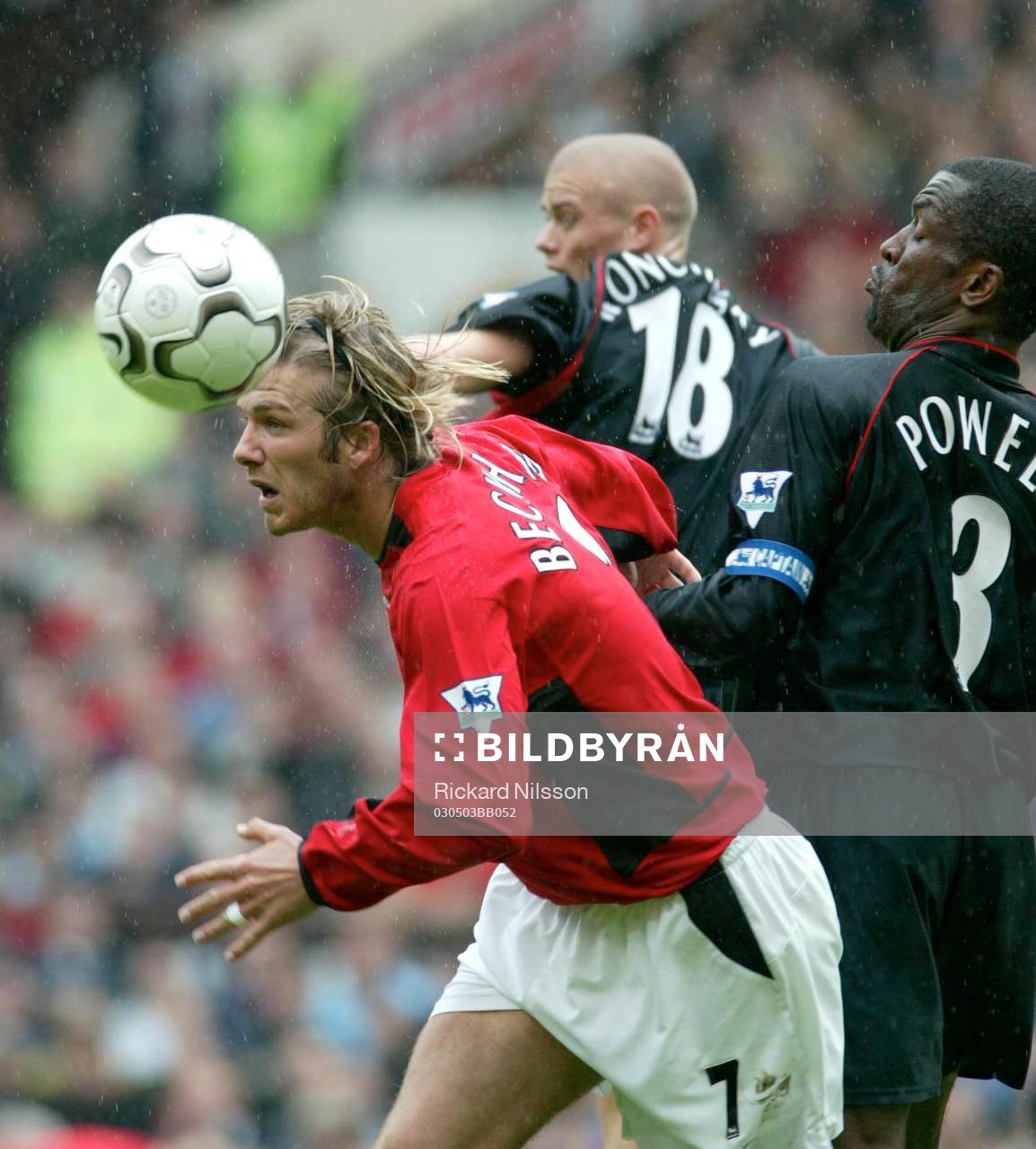  David Beckham, Manchester United i närkamp med Paul Konchesky och Chris Powell, Charlton.