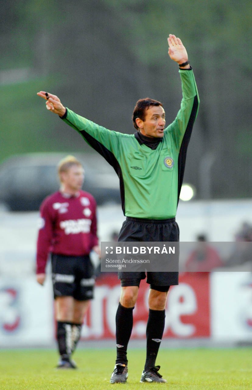  Miro Ukalovic, domare.