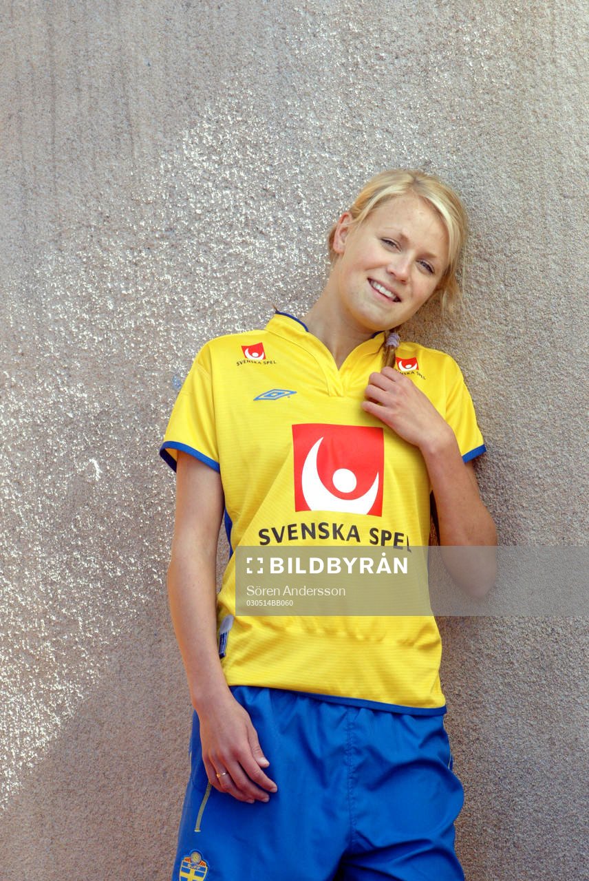 Josefine Öhqvist, Sverige