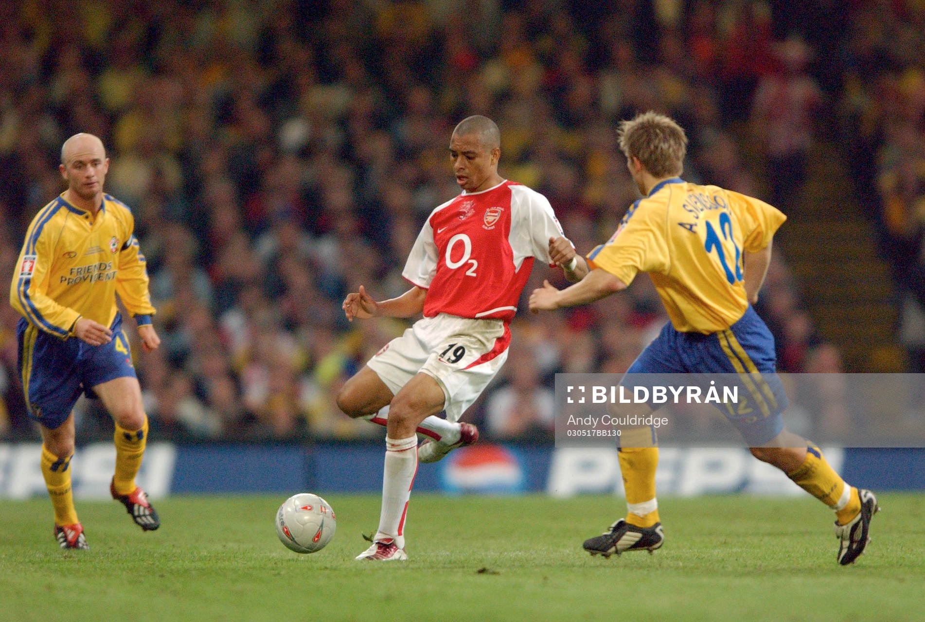 Gilberto Silva, Arsenal mot Chris Marsden och Anders