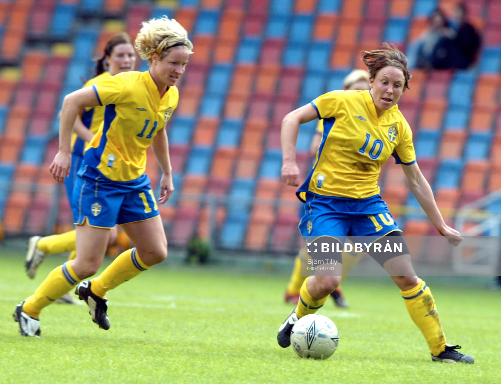 Victoria Svensson två mål och Hanna Ljungberg tre mål