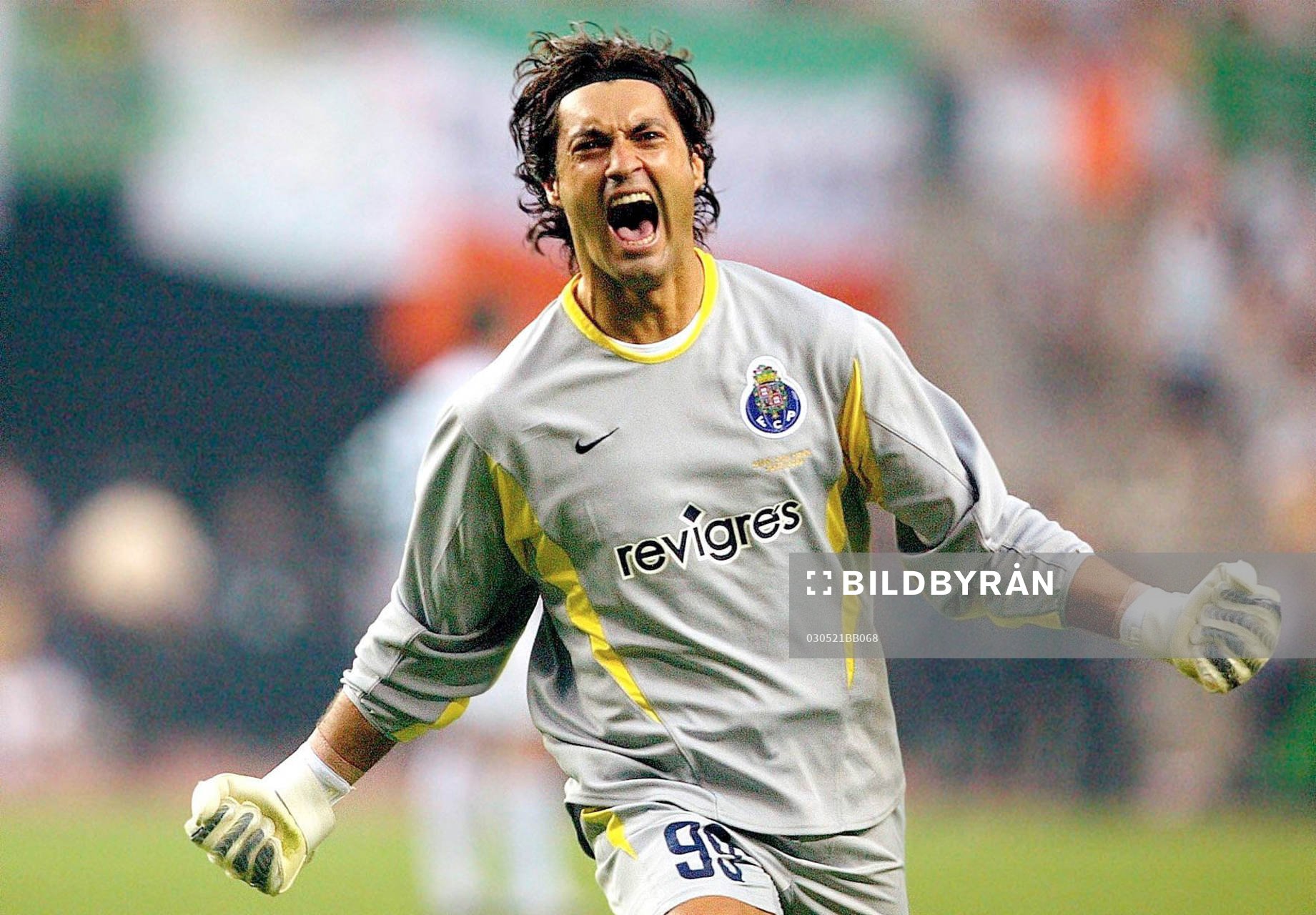  Vitor Baia , målvakt,  Porto, jubel.