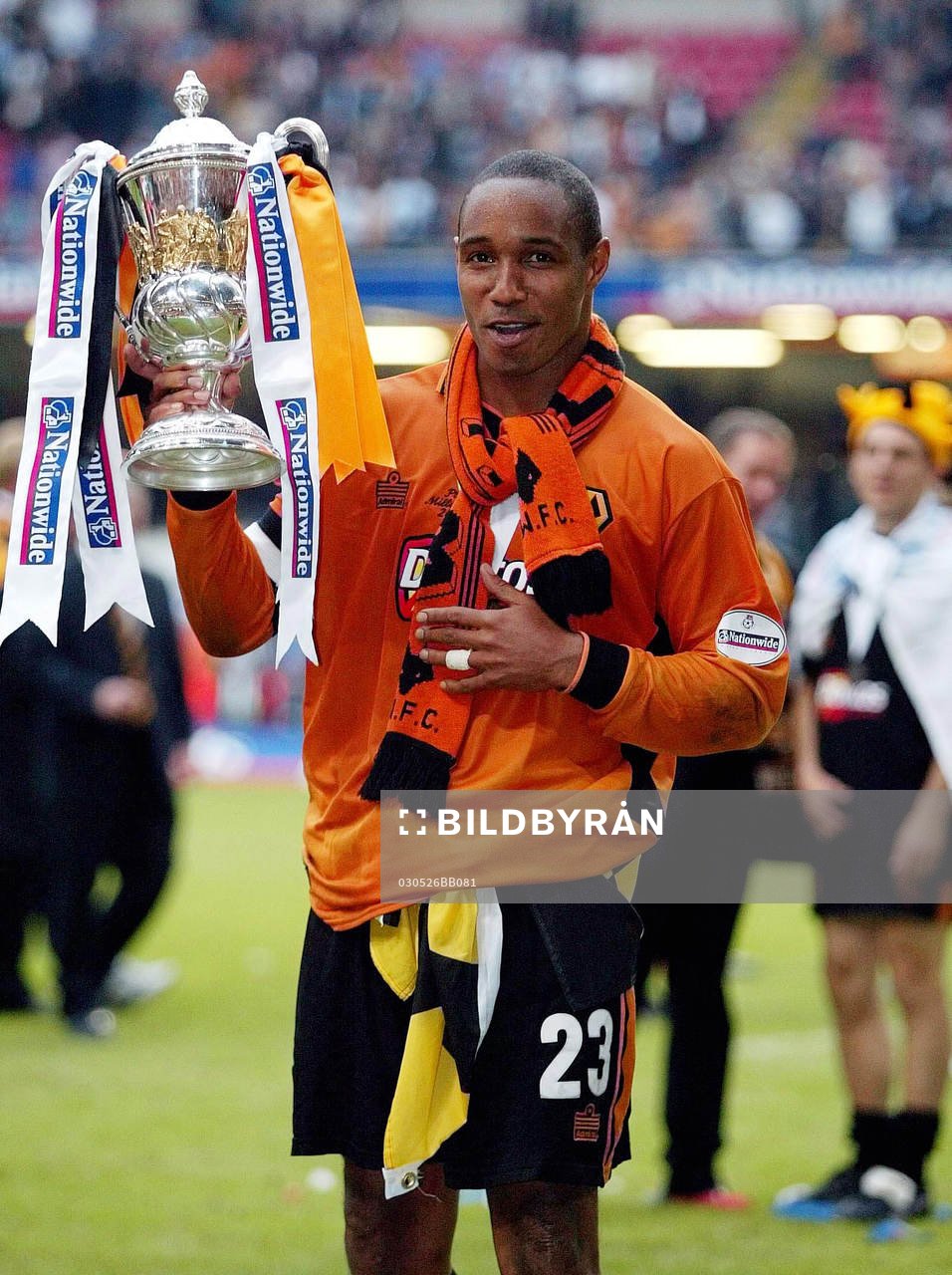  Paul Ince, Wolves med pokalen