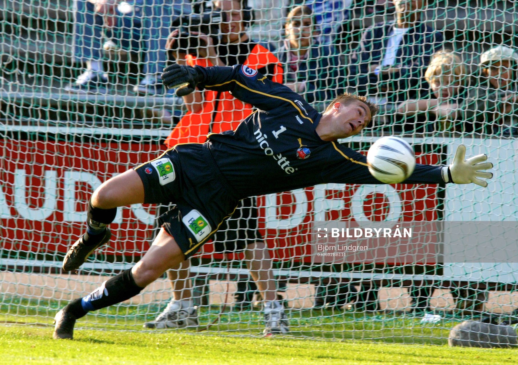 Fredrik Larsson, målvakt,  Helsingborg ser Bergers