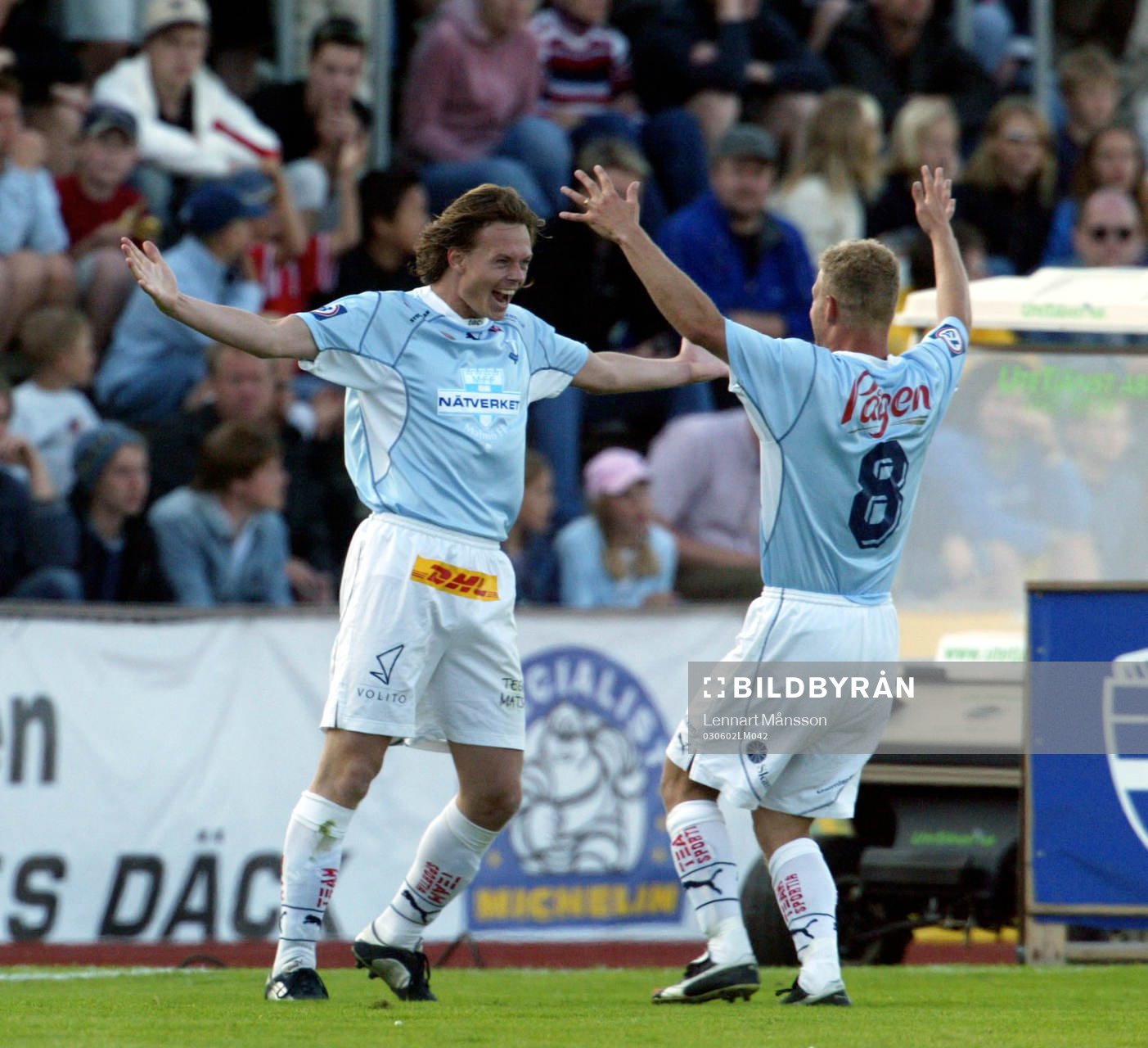 Målskytten Andreas Yngvesson och Kristian Bergström,
