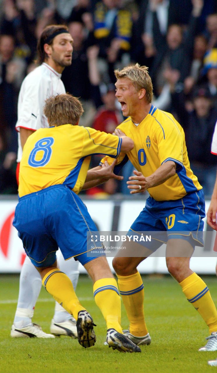 Marcus Allbäck och Anders Svensson, Sverige, jubel