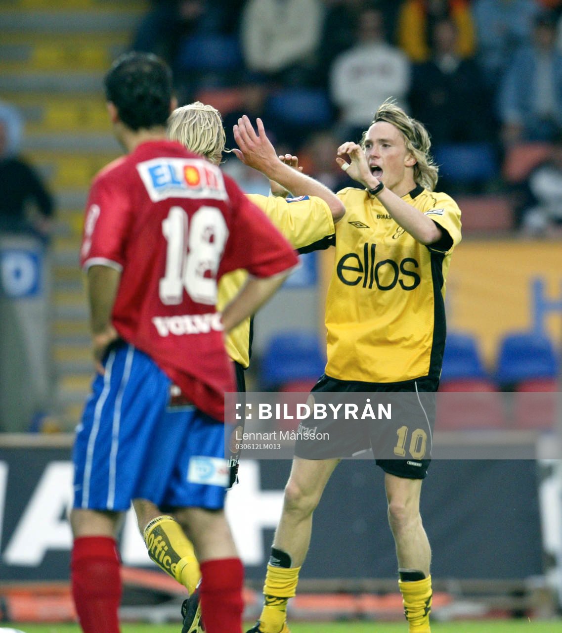 Fotboll, Allsvenskan, Öster - Elfsborg:  Målskytten Lasse Nilsson, Elfsborg jublar