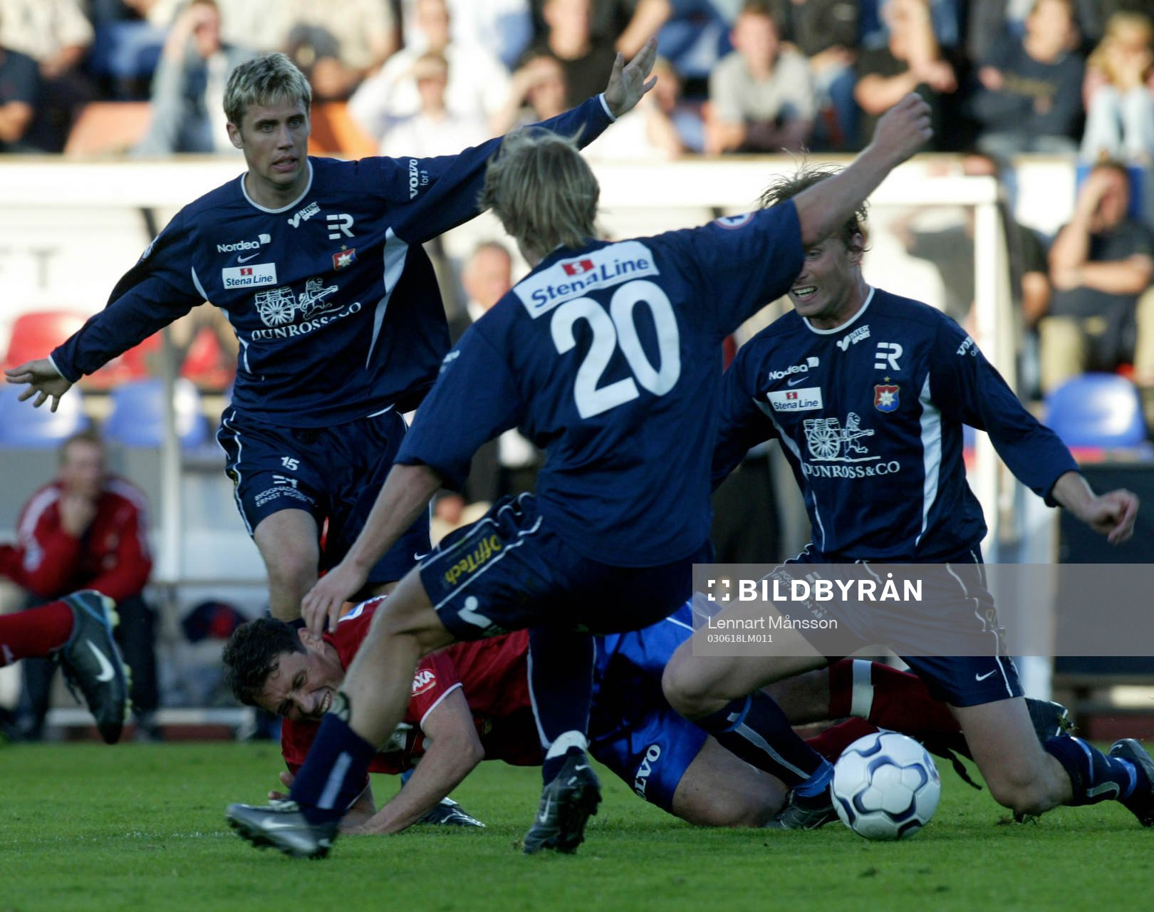 Tre mot en, Örgryte har fått Andreas Ottosson och Öster