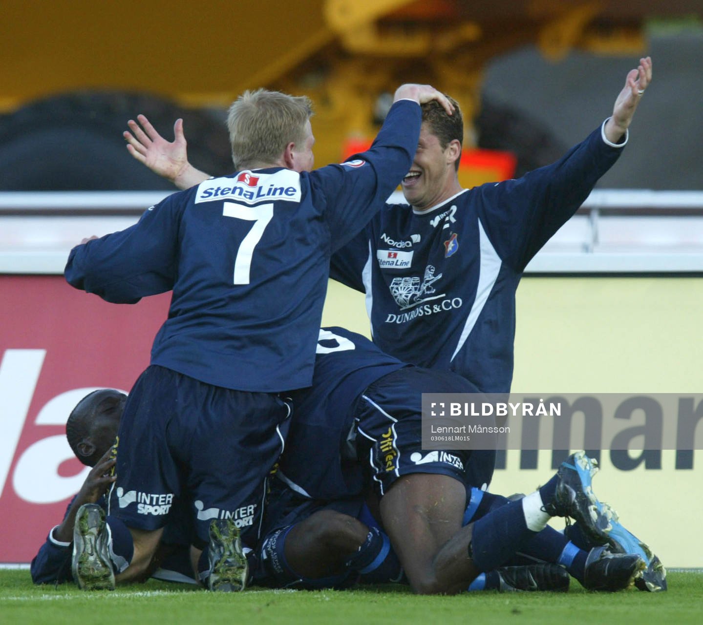 Grattis Paulinho Guara. David Marek grattar