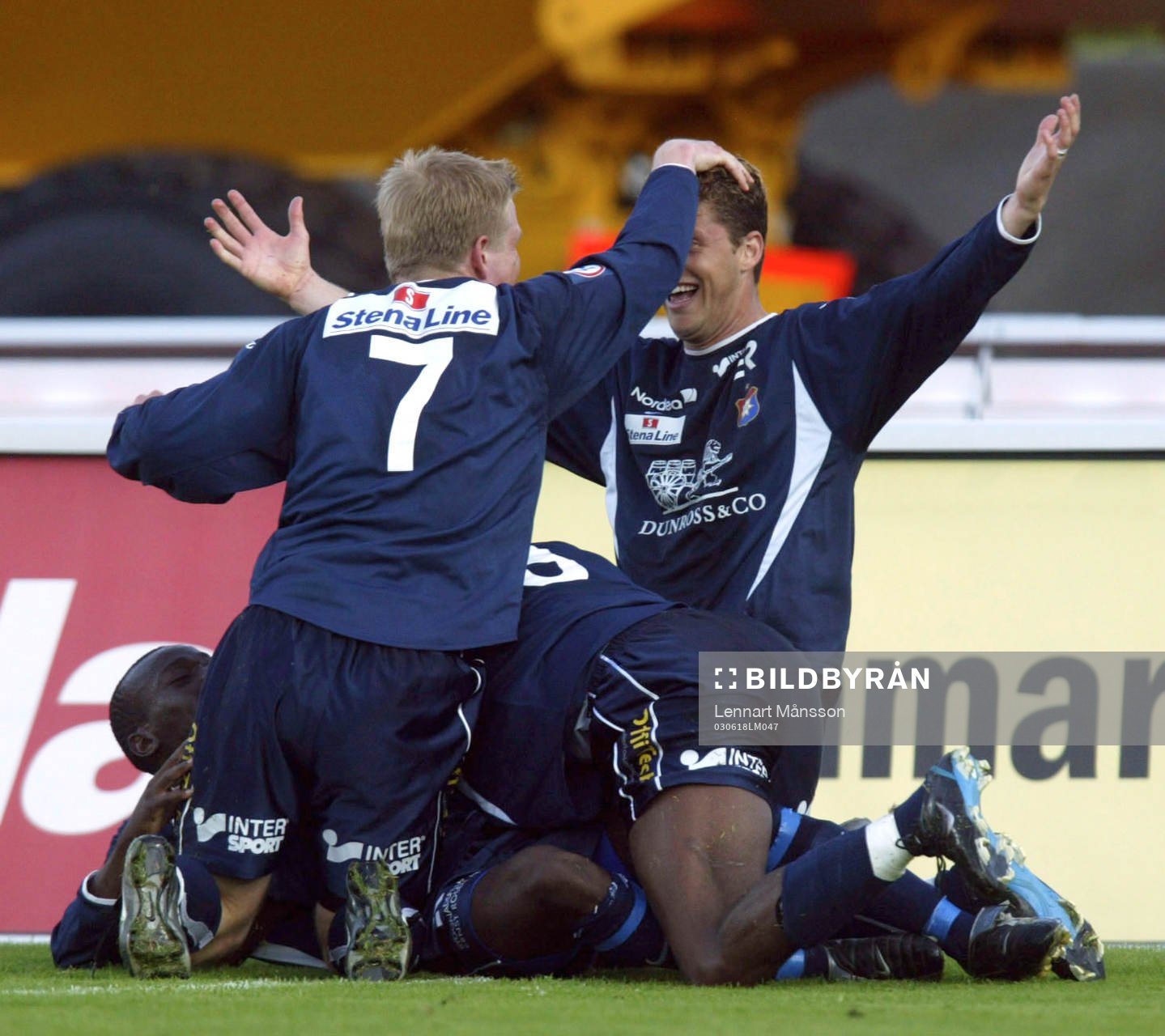 Grattis Paulinho Guara. David Marek grattar