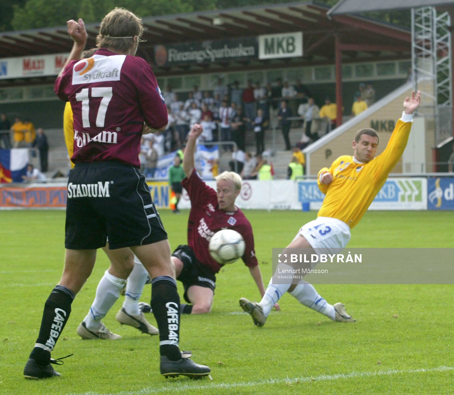 0-2 Niclas Fredriksson