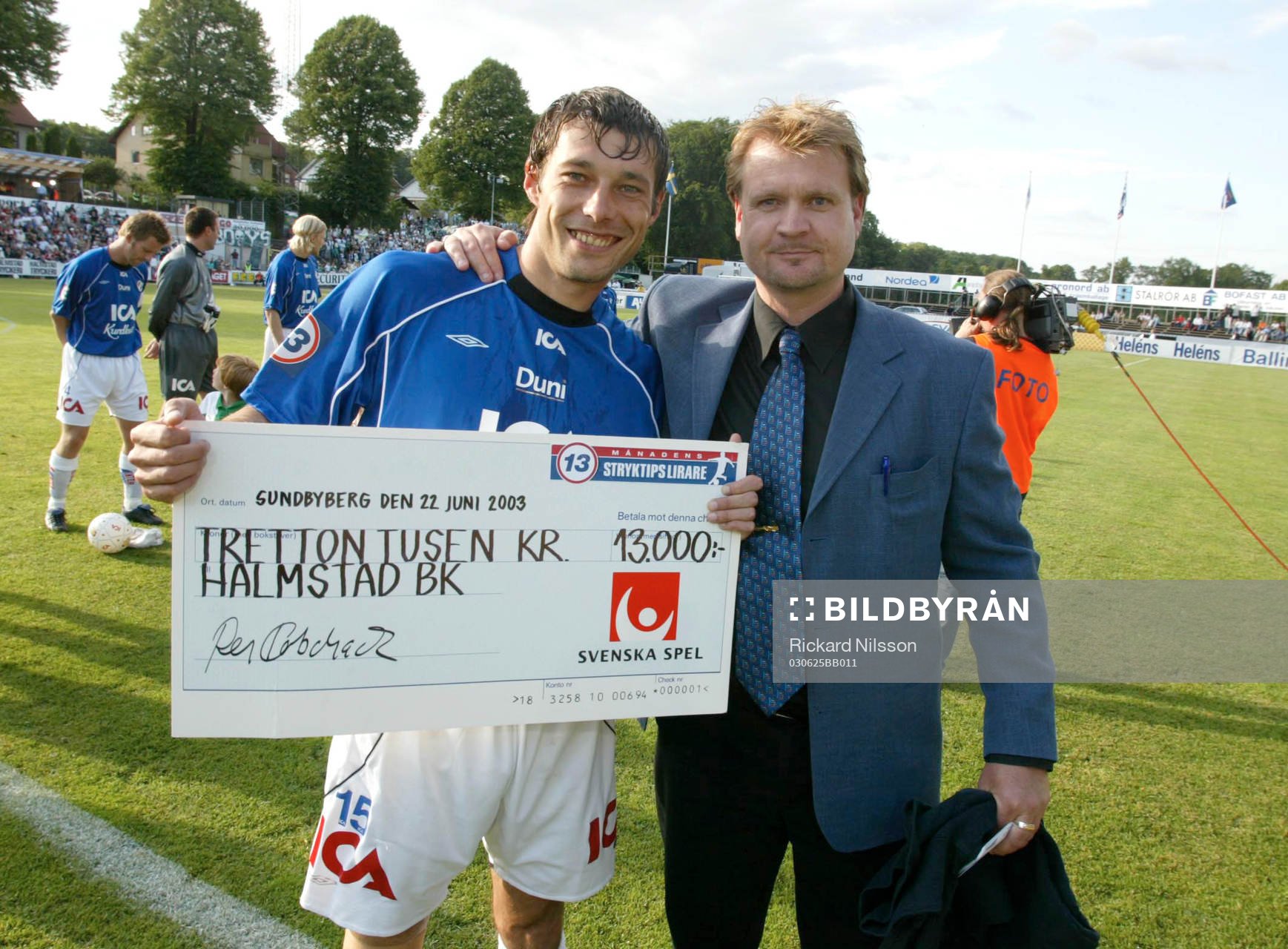 Igor Sypniewski, månadens lirare i Maj fick pris av Tony