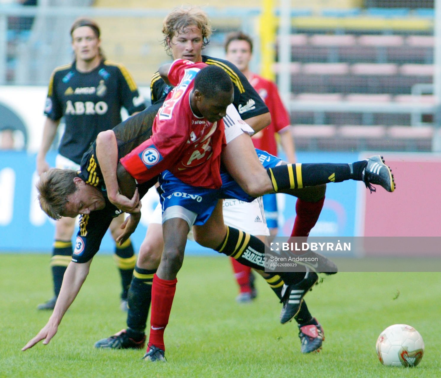 Atiba Hutchinson, Öster och Svante Samuelsson, AIK