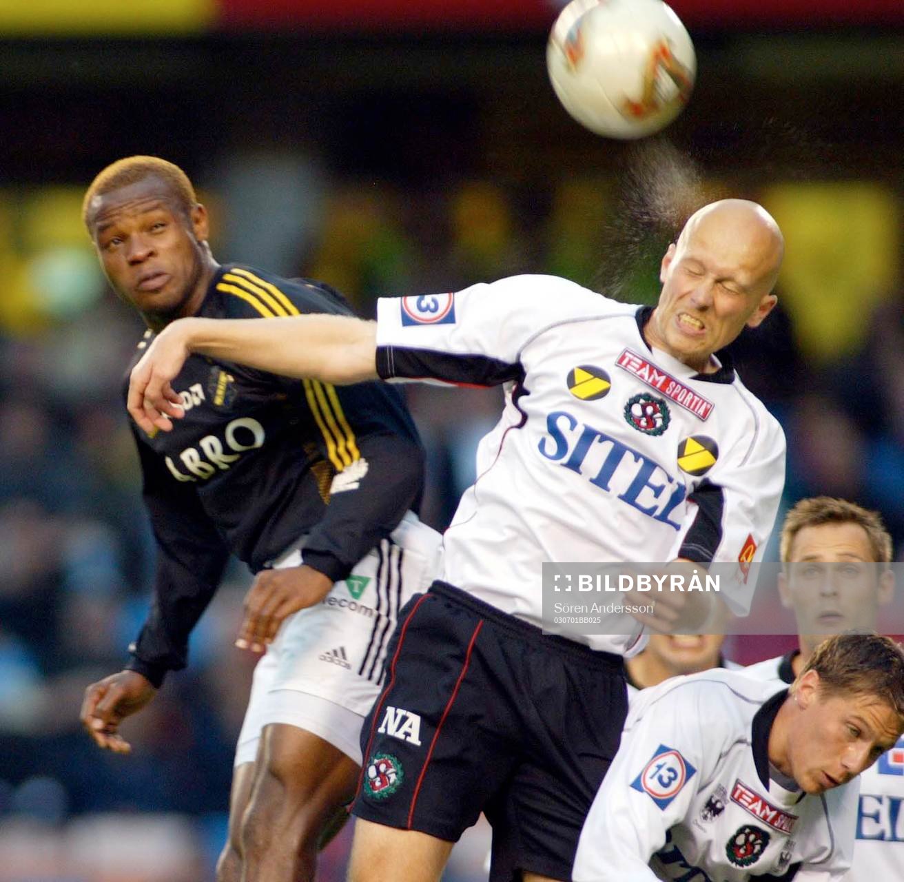 Samuel Ayorinde, AIK och Mikael Danielsson, Örebro