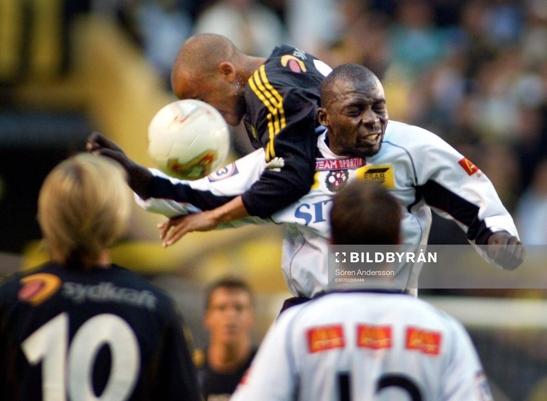 Jimmy Tamandi, AIK och Paul Oyuga, Örebro