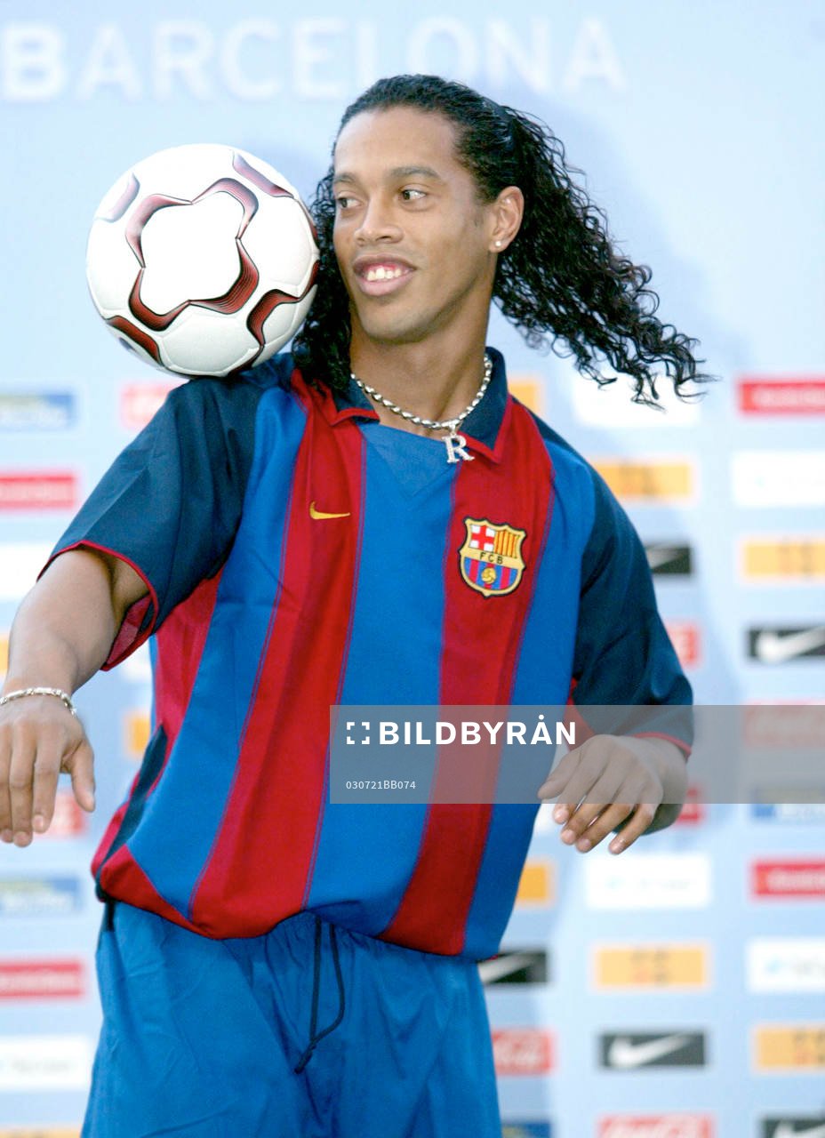 Ronaldinho, Barcelona