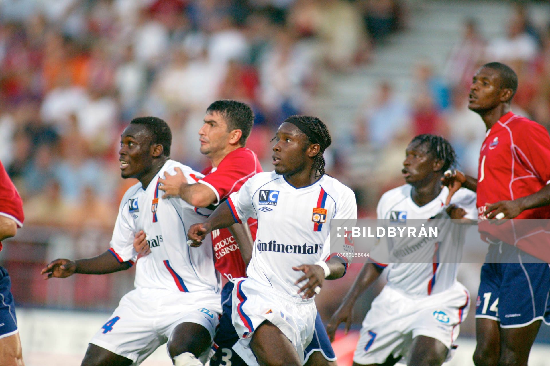 Mickael Essien och Luyindula,  Lyon