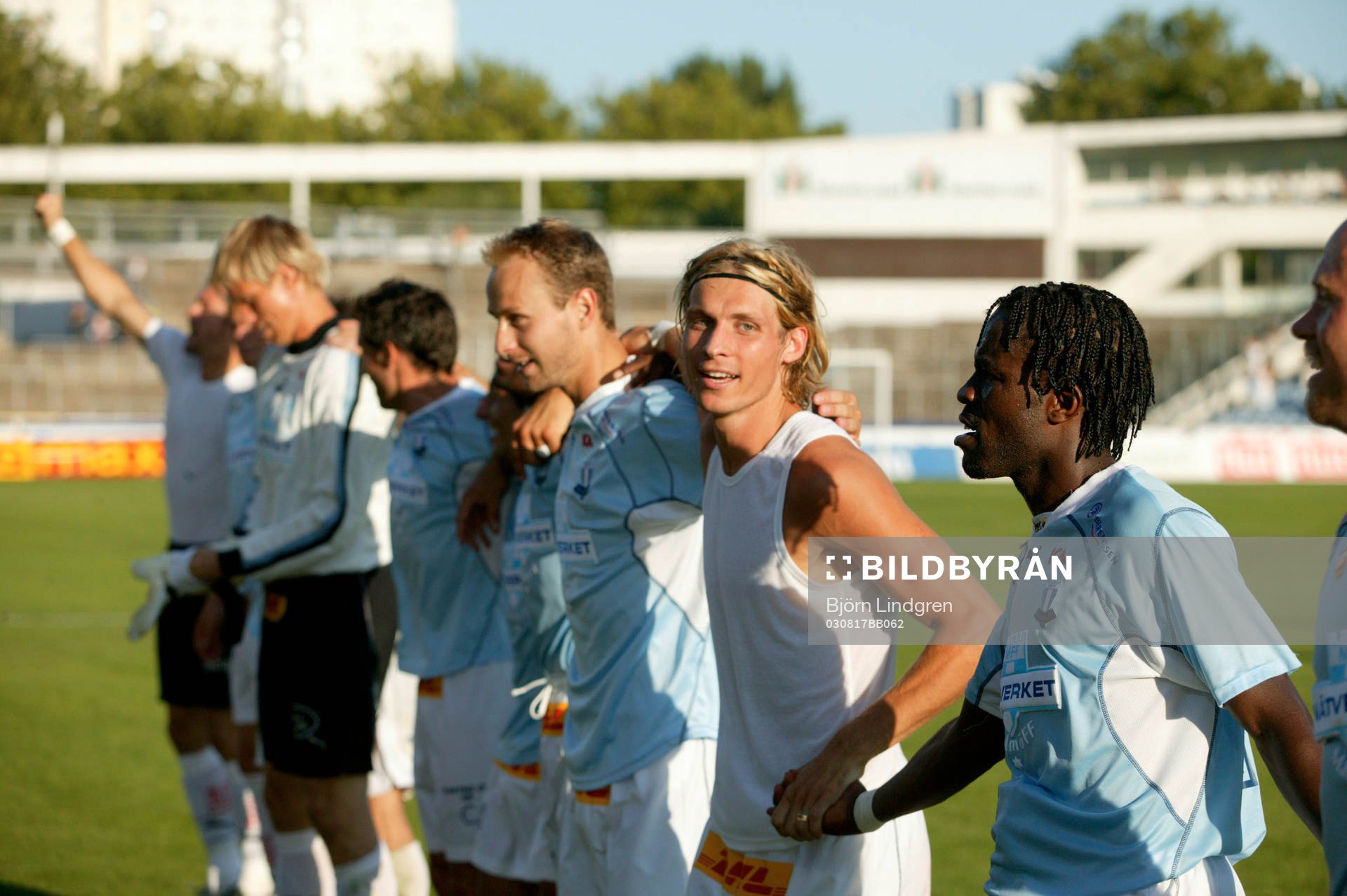 Malmö-spelarna tackar publiken