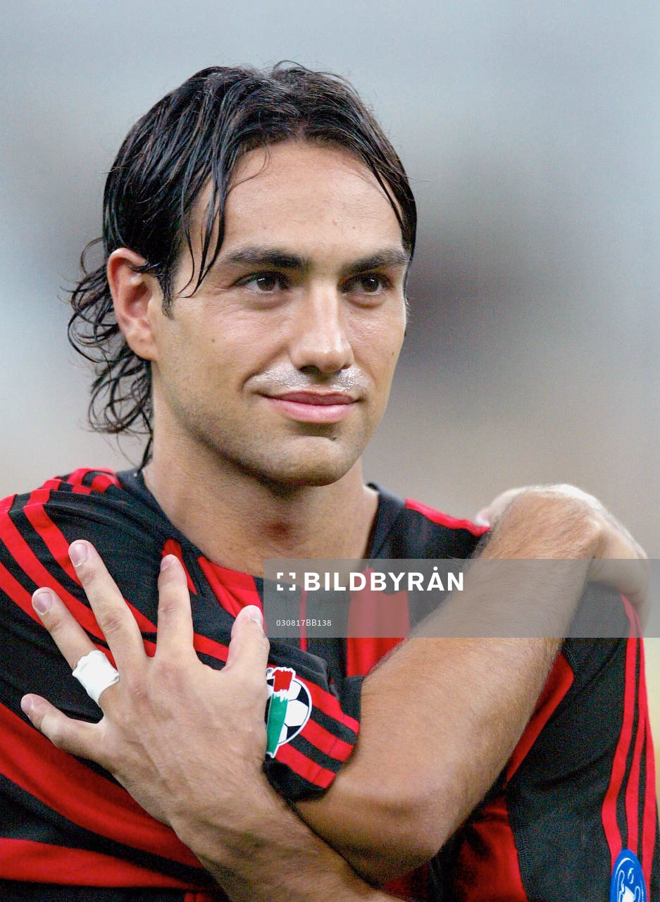 Nesta, Milan