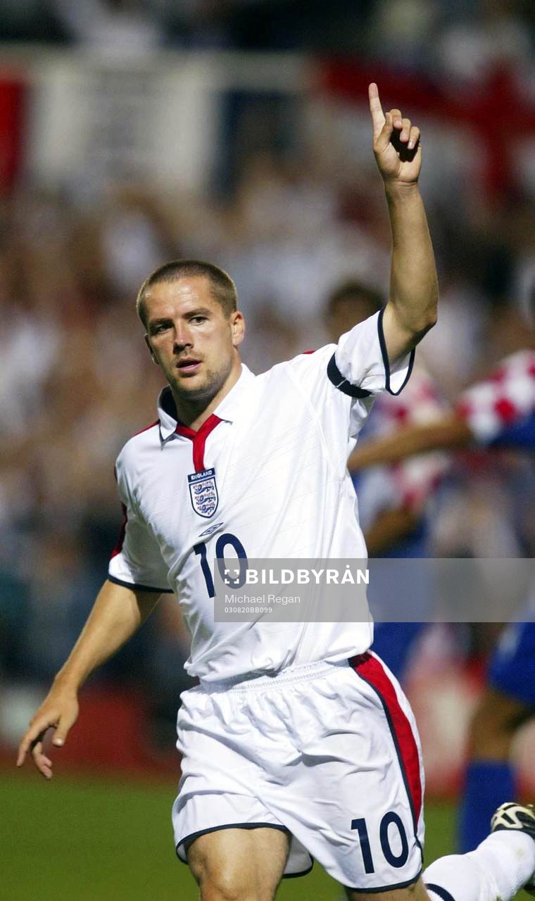  Michael Owen, England jubel. 
