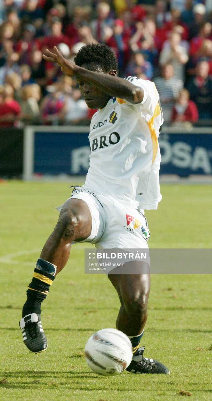 Derek Boateng, AIK . Skruv, skruvat inlägg