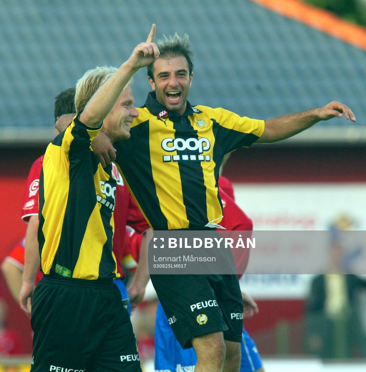 Hammarbys målskyttar Mikael Andersson (3) och Kennedy