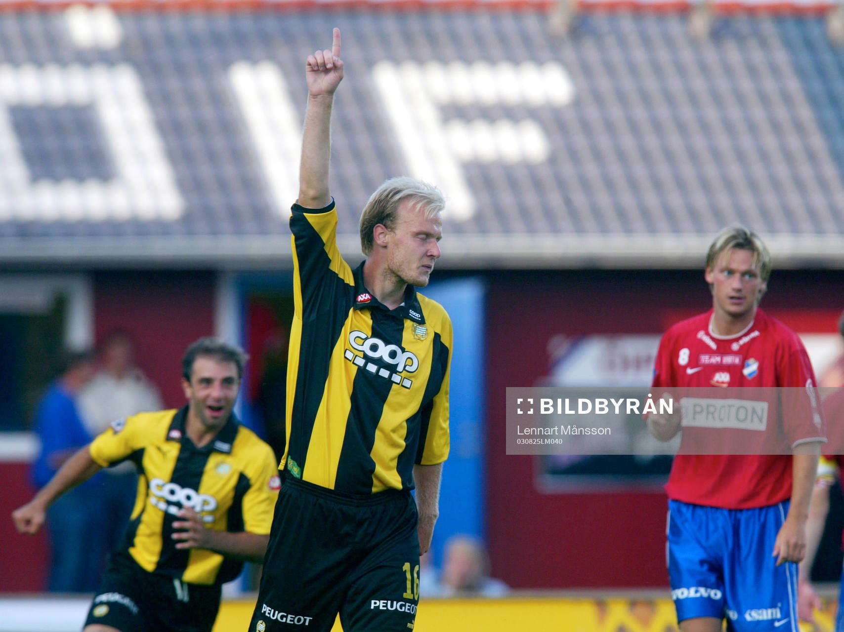  Tremålsskytten Mikael Andersson, Hammarby jubel.