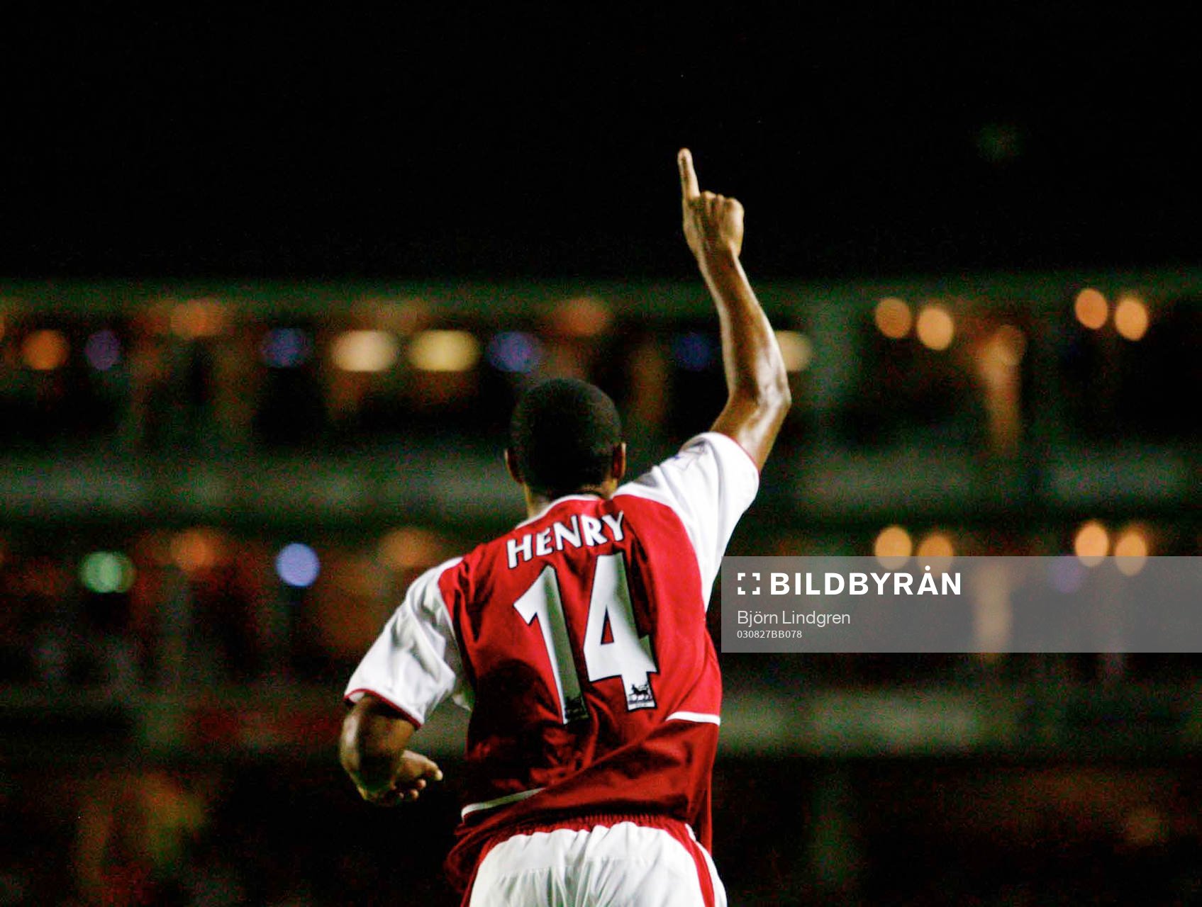 Fotboll, Engelsk, Premier League, Premiership, Arsenal - Aston Villa: Thierry Henry, Arsenal jublar efter 2-0