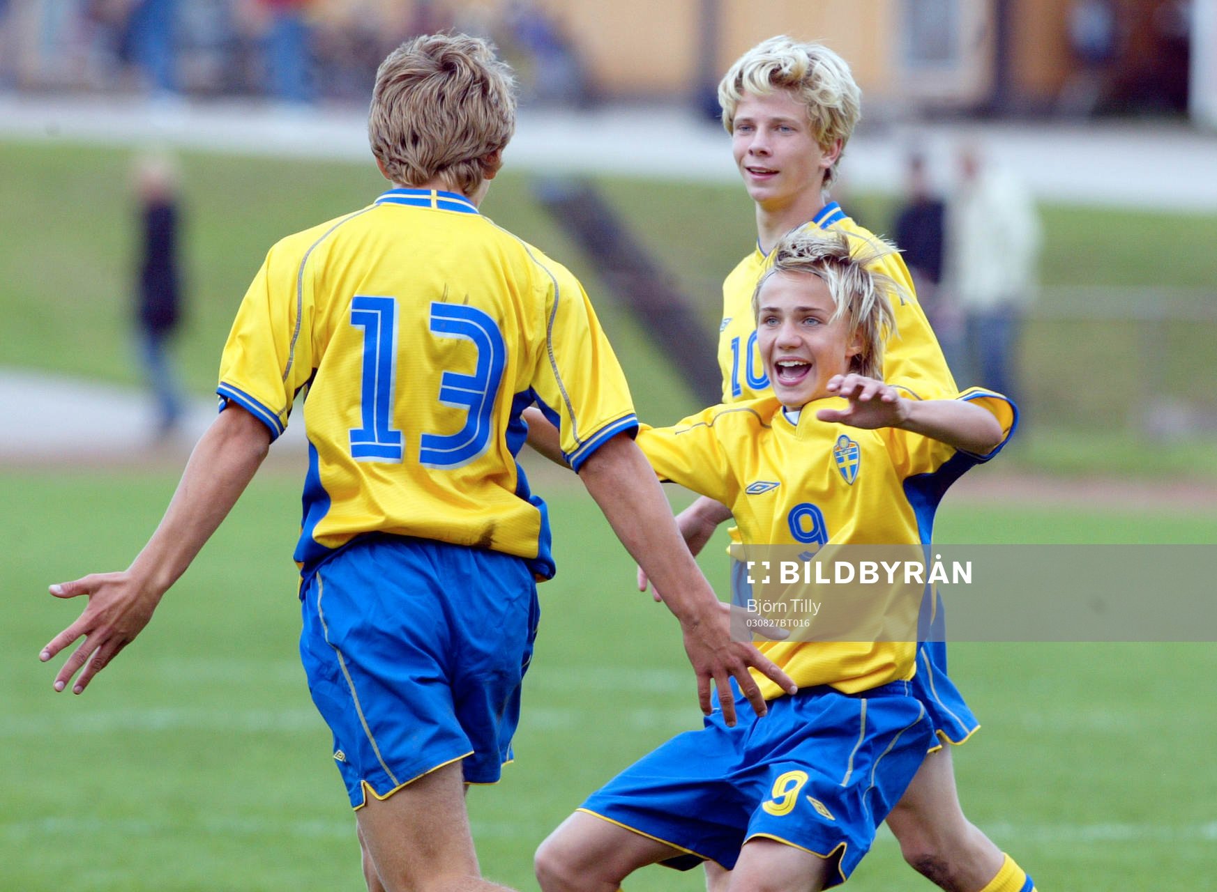  Svensk målglädje; Fredrik Holster, Pierre Bengtsson och Johan Bertilsson, Sverige. Jubel.