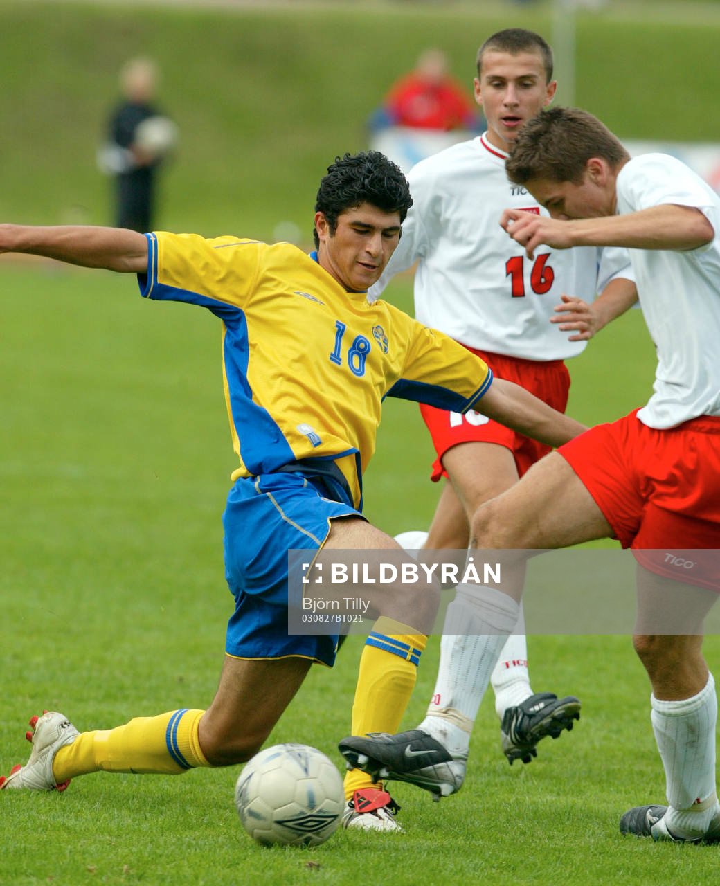 Fotboll, P15, Landskamp, Sverige - Polen: Peyman Zarifnejad, Sverige i aktion.