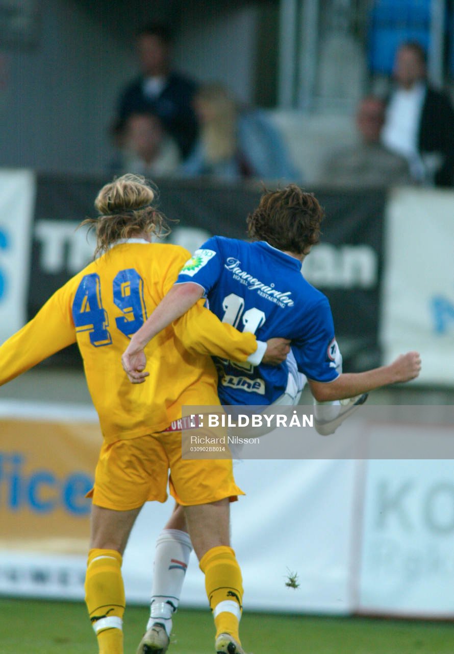 Eric Fischbein, Trelleborg, lyfts fram av Malmös Christian