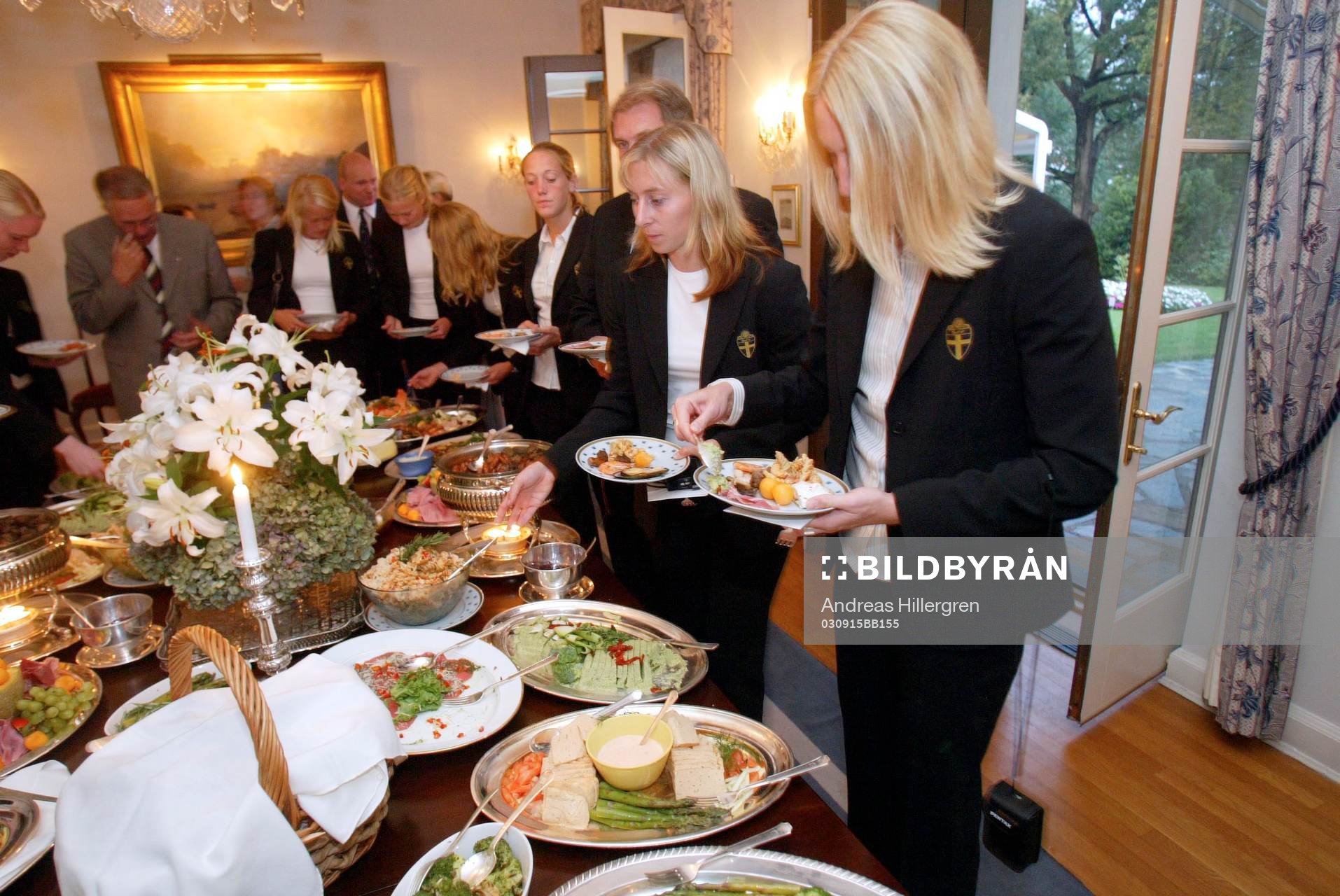 Damlandslaget besöker Sveriges Ambassad  i Washington