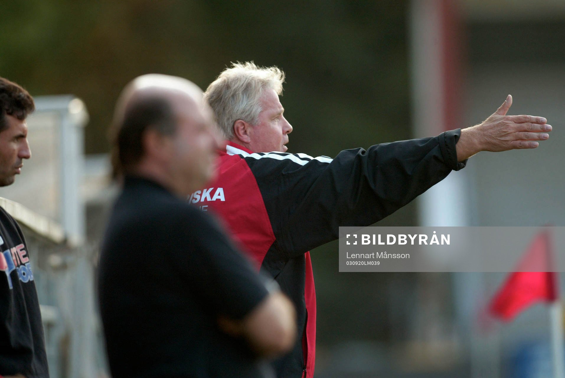 Conny Karlsson, tränare,  Assyriska