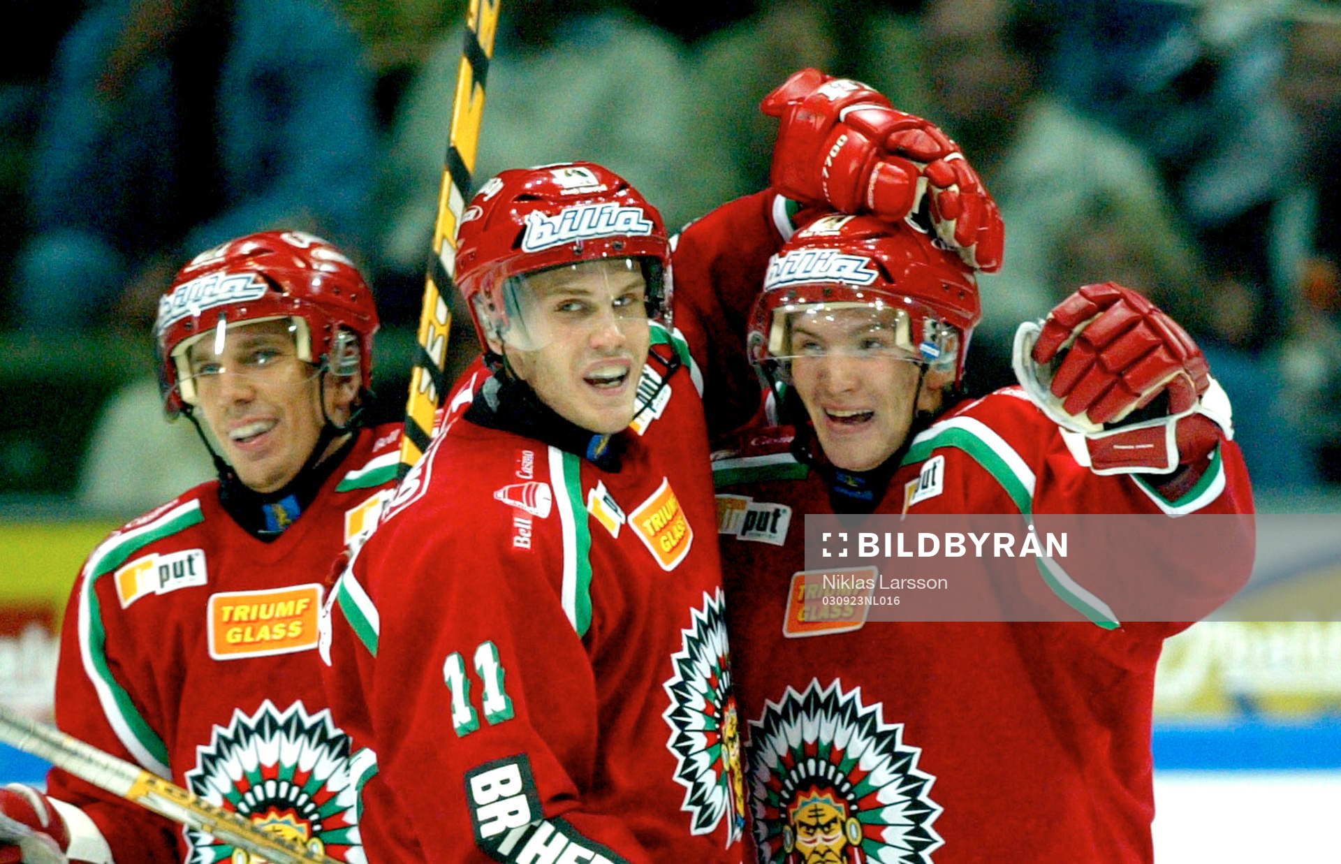Jari Tolsa, Frölunda grattas av Magnus Kahnberg och Joel