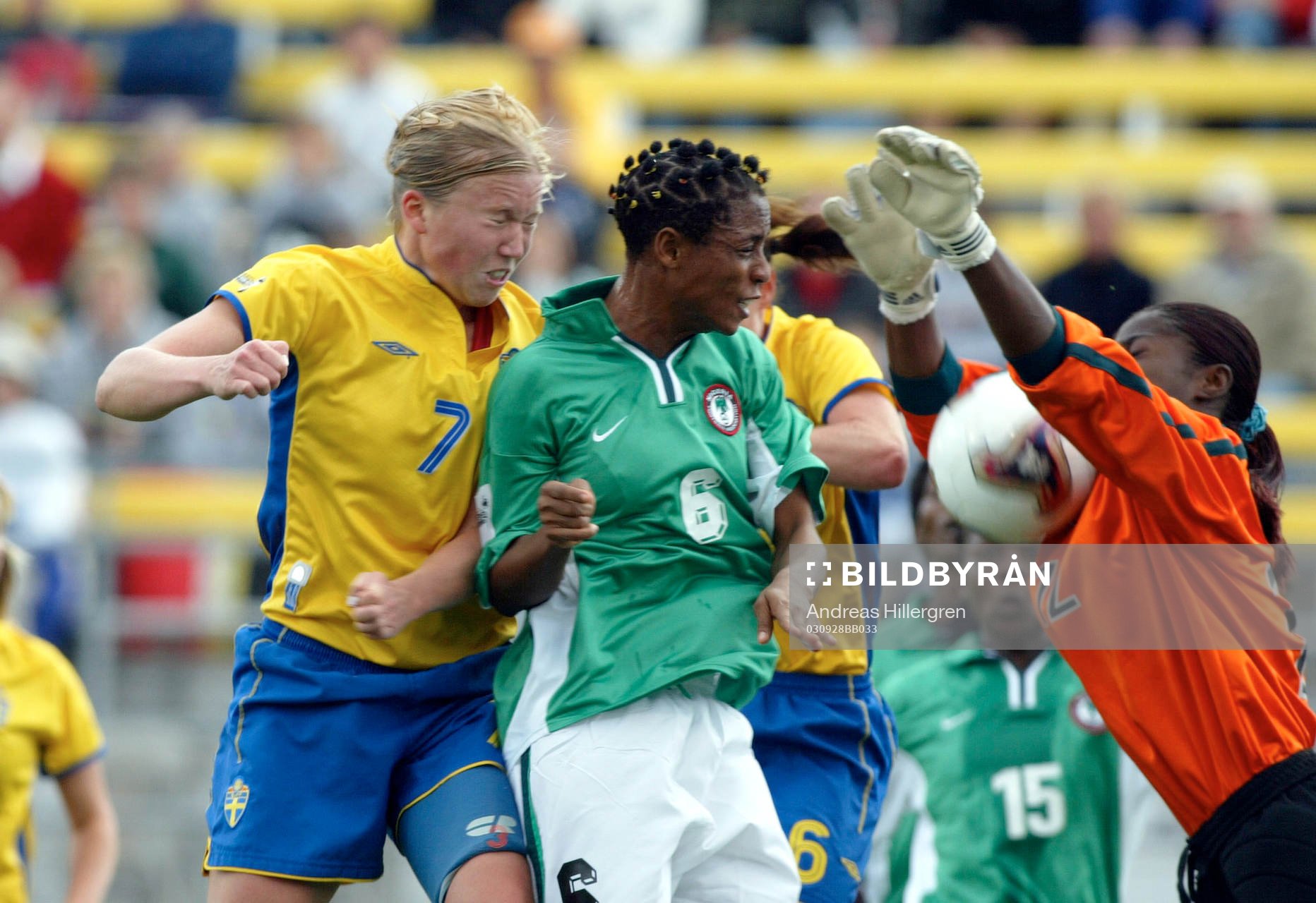 Sara Larsson, Sverige och Ajayi Kikelomo och Dede Precious,