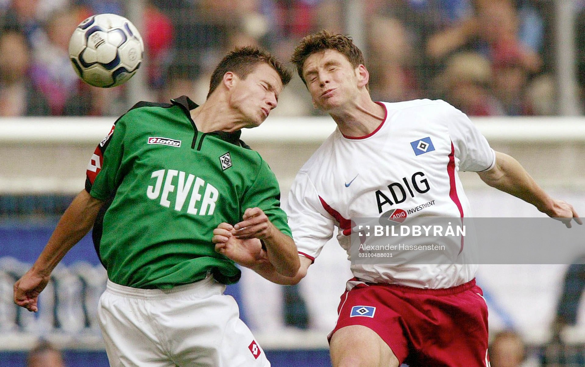 Fotboll,  Bundesliga, Hamburger SV - Borussia Moenchengladbach: Vaclav Sverkos, Gladbach, Bastian Reinhardt , Hamburg