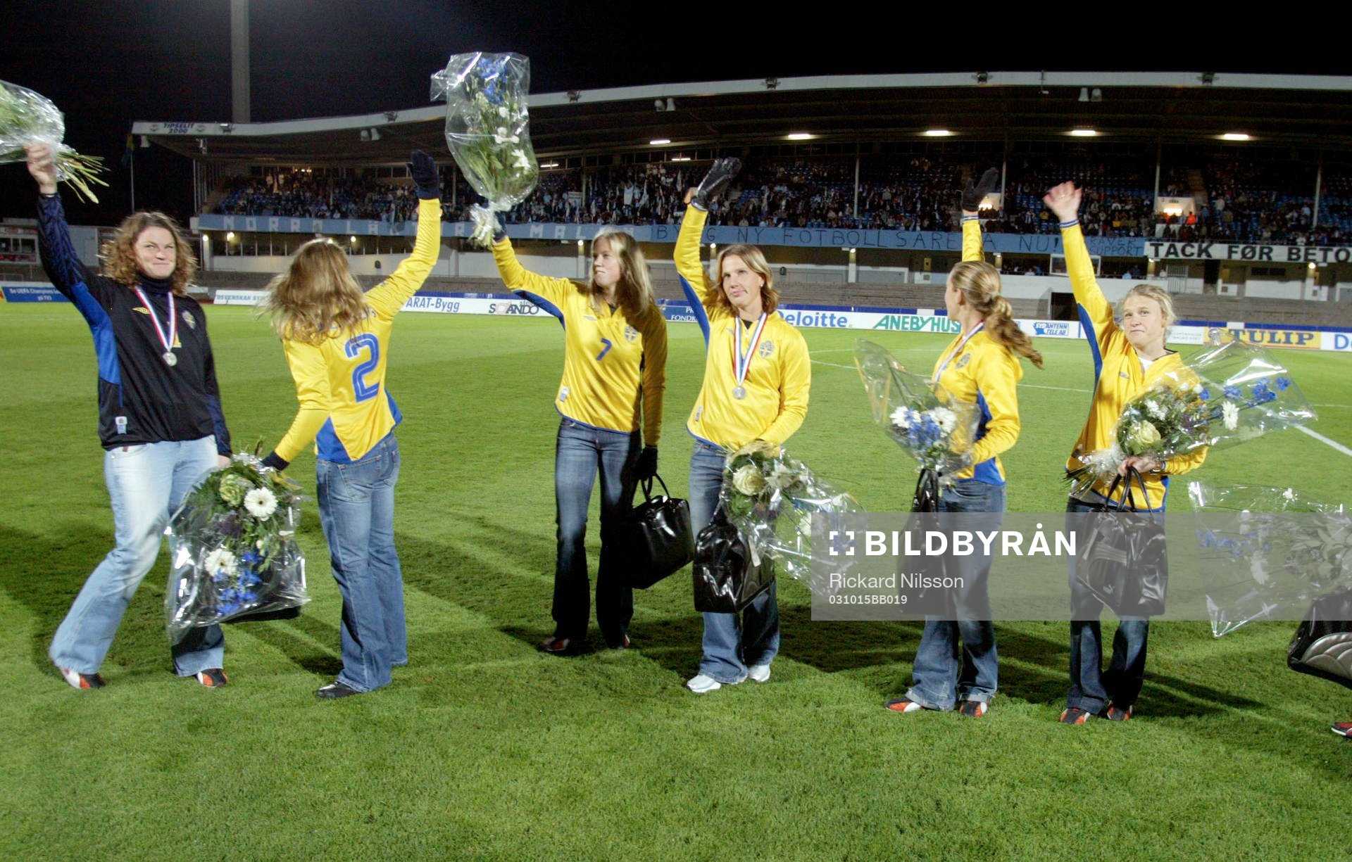  Malmös VM-tjejer hyllades innan matchen. ( Dam, VM)